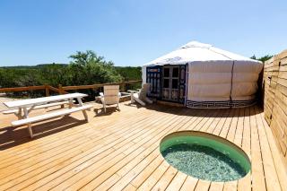 Secluded Romantic Yurt with Amazing Views in Dripping Springs, Texas - Hammetts Crossing - 8
