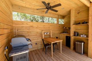 Luxurious Romantic Yurt with Hot Tub in Dripping Springs, Texas - Hammetts Crossing - 7
