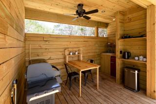 Fabulous Yurt with Hot Tub for Couples in Dripping Springs, Texas - Hammetts Crossing - 8