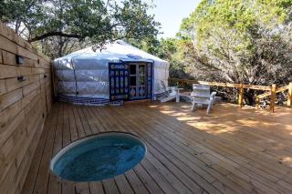 Cozy Couples Yurt with Hot Tub in Dripping Springs, Texas - 8