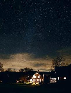 Rustic Barn Rental near the Catskills Perfect for Glamping in Upstate New York - Bloomville - 9