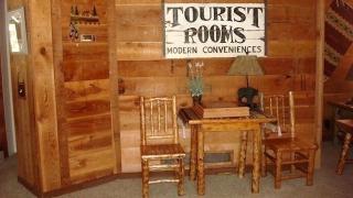 Picturesque Cottage for a Riverside Retreat near Big Sky, Montana - 4
