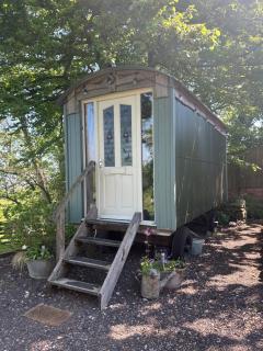 Rhodes To Serenity - Waterfall Shepherds Hut - Cauldon - 0