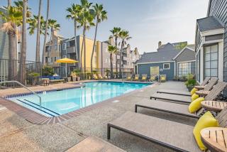 Lakeshore Landing - San Mateo - 1