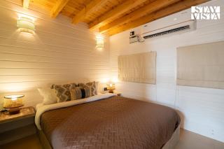 StayVista at Woodhouse Story with Pool, WiFi, AC - Morjim - 8