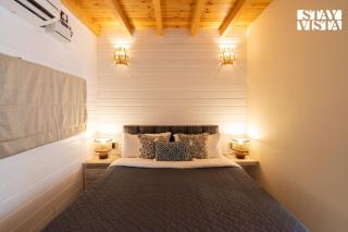 StayVista at Woodhouse Story with Pool, WiFi, AC - 5