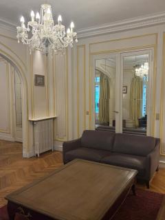 3 bedroom Eiffel Tower Apartment - Parijs - 5