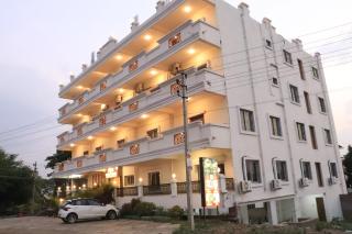 Posh Hotel-Best Business Hotel in Gulbarga - Gulbarga - 9