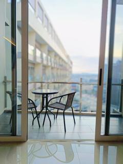 2BR Nagoya Thamrin City - 9