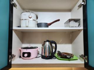 Spacious Comfortable Apartemen South Surabaya - Surabaya - 9