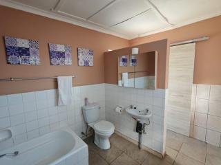 Lullaby Leaves Guesthouse - Lichtenburg - 3