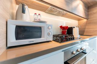 Cozy Marina Studio with Partial Sea View - 1