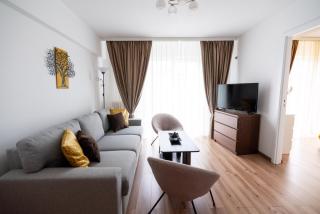 Stepup Apartment, Downtown Bucharest, City Center, Balcony View - Bucharest - 9