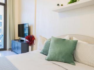 Elite LUX Holiday Homes - Modern Style Studio Superior Facilities in Arjan - 2