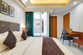 Saltstayz Premier - Arjun Marg - Gurgaon - 1