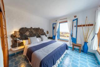 Villa Exclusiva en Las Puntas con Piscina Privada y Zona de Barbacoa - Isora - 1