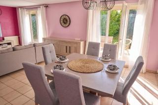 Maison spacieuse avec jardin - 8