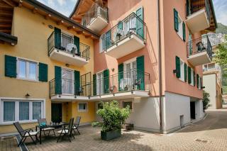 Deluxe Apartment Mit Großem Balkon - Riva del Garda - 0