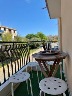 Provencal City Center Getaway - Saint-Raphaël - 0