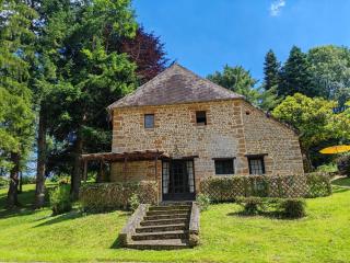 Domaine complet de 5 gîtes - - 9