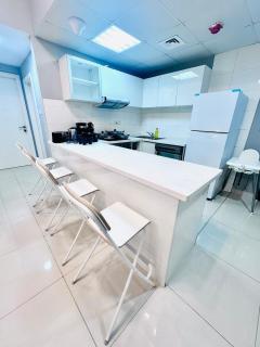 Vibrant Marina Retreat! - 2