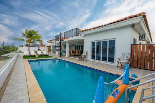 Salina Breeze Sea View Villa & Rooftop by Bocobay - Palm-Eagle Beach - 3