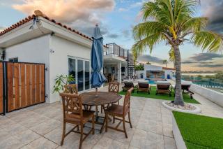 Salina Breeze Sea View Villa & Rooftop by Bocobay - Palm-Eagle Beach - 4