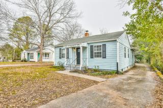 5 minutes to Downtown Athens! - 4 bedroom! - 5