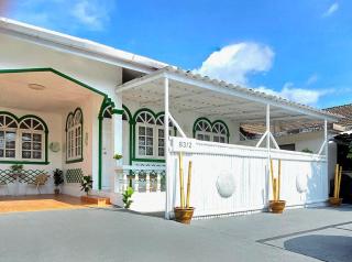 Village Beach House I - 0