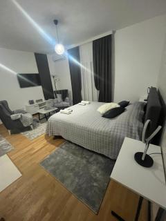 Zen Apartments - 0