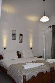 Katerinas Private Apartments - Kalamaki - 3