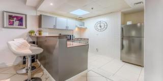 8min Walk from JBR beach Stylish 1-Bedroom Apartment in Dubai Marina - 2