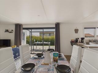 Chalet pour 6 - Piscine chauffée - Terrasse - 2