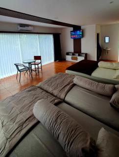 NK Villa Syariah And Cafe Prigen - Pasuruan - 8
