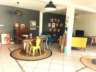 Maison agréable, un brin arty - 2