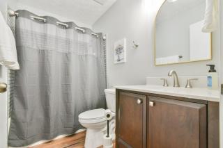 Cozy Home with Arcade, Ping Pong & Fenced Backyard - Lawrenceville - 6