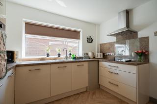 Winston Bungalow By Horizon Stays - South Bank - 6