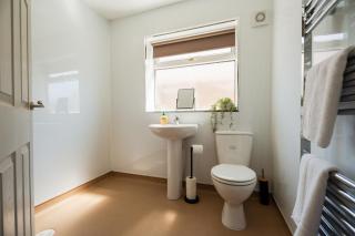Winston Bungalow By Horizon Stays - 5