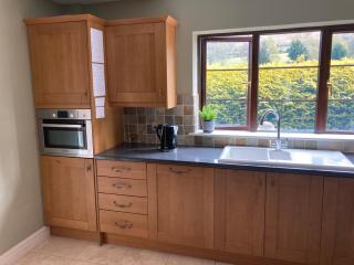 40 Acres, Shropshire Hills Retreat & Games Room - 6