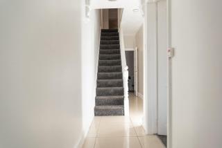 Kyoto Central I 4 BDR House I 50 inch Smart TVs in Rooms I Large Spacious Rooms I Refurbished I Derby City Centre - 5