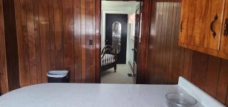 Small-town bungalow downtown - Pineville - 6