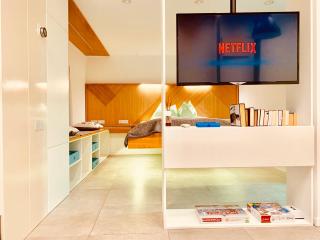 Emun Studio , Old Town, Smart, Netflix and Relax - Cluj-Napoca - 0