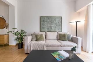 Chic & Spacious 3BR Apartment at National Museum by UPSTREET - 3