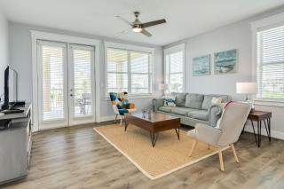Sunset Vista By the Sea - Sparkling Pool and Bay Views! Enjoy Beach Club - Lazy River - Hot Tub! - Galveston - 3