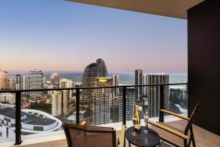 Star Residences Tower - Statement Vogue Themed Apartment - Gold Coast - 3