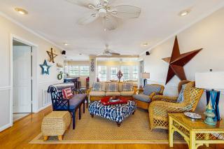 Wrestling the Good Life - Holden Beach - 0