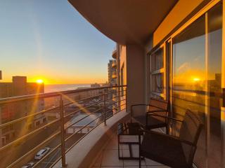 Luxurious Ocean View Beachfront Apartment - 4