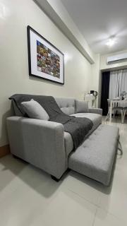 Modern 1-BR Retreat with Pool, High Speed Wifi, Netflix, steps from MOA, Bars, Entertainment, Transport - Manila - 5