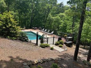 Whispering Bear Lodge - Morganton - 4