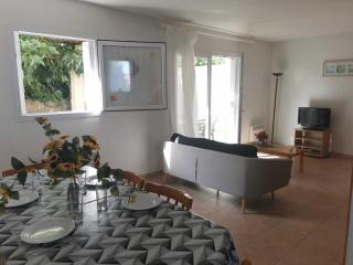 Rouvenac - - 7